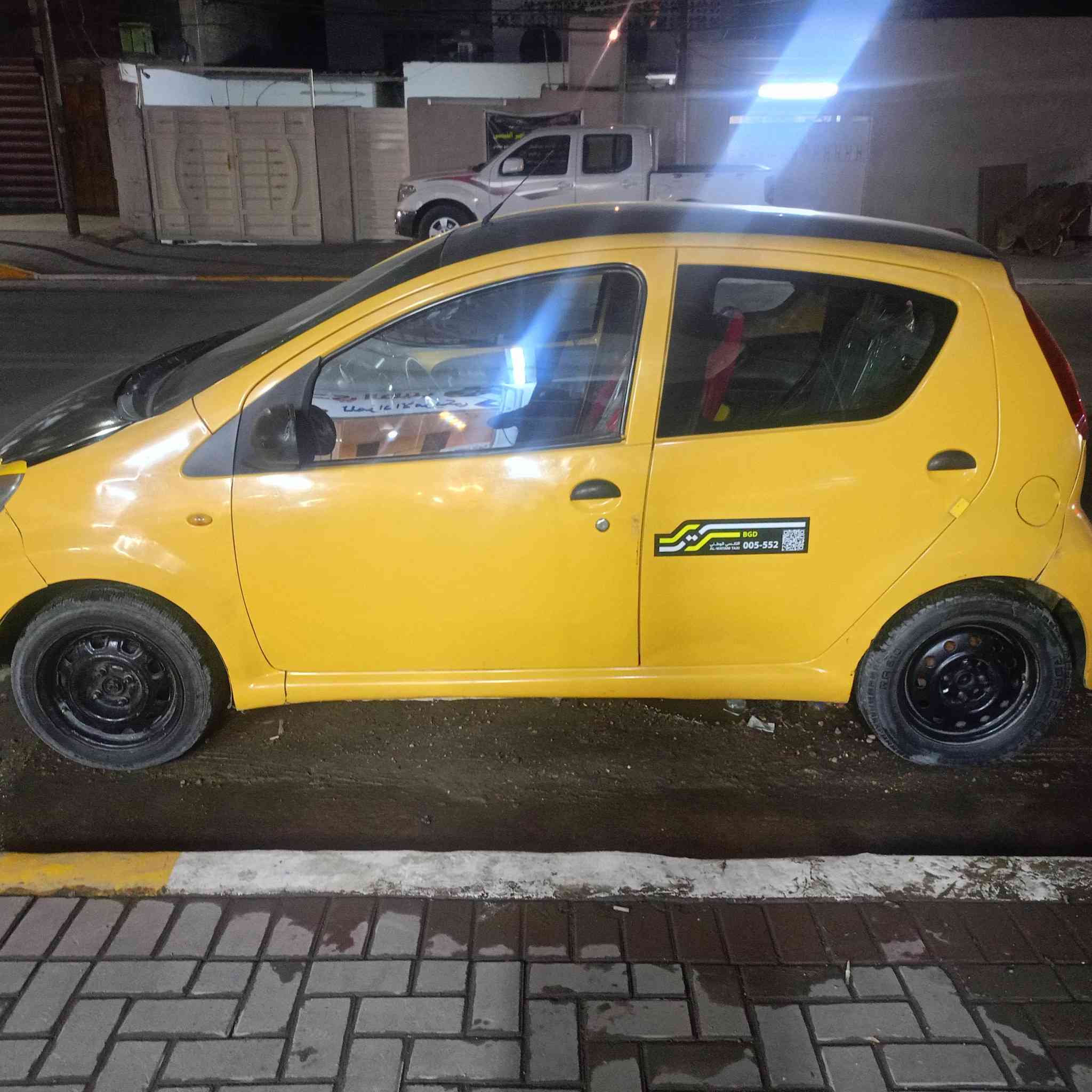 سلام عليكم بي واي دي اف صفر تخم تاير داخل حلو رقم انكليزي تحويل ثاني يوم بس مكينه تعبانه فقط *********** السعر 23 بيهه مجال مكاني الدوره المعلمين
