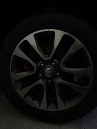 جراند شيروكي لمتد • ٢٠١٨ • ٩٠ الف ميل