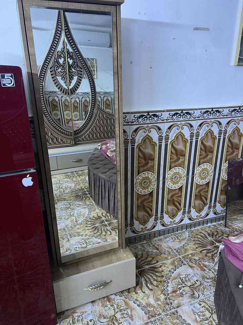 غرفه تركي 10 قطع نظيفه كلش بدون ضرر السعر 850 مكان بابل المركز م ***********
