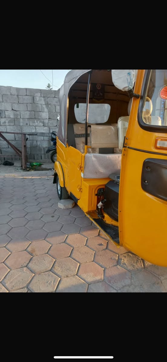 السلام عليكم تكتك 2021 كربلاء مرقمه سنويه
ملاحضه راعيها مسافر سعرة 6300 
الرقم***********
