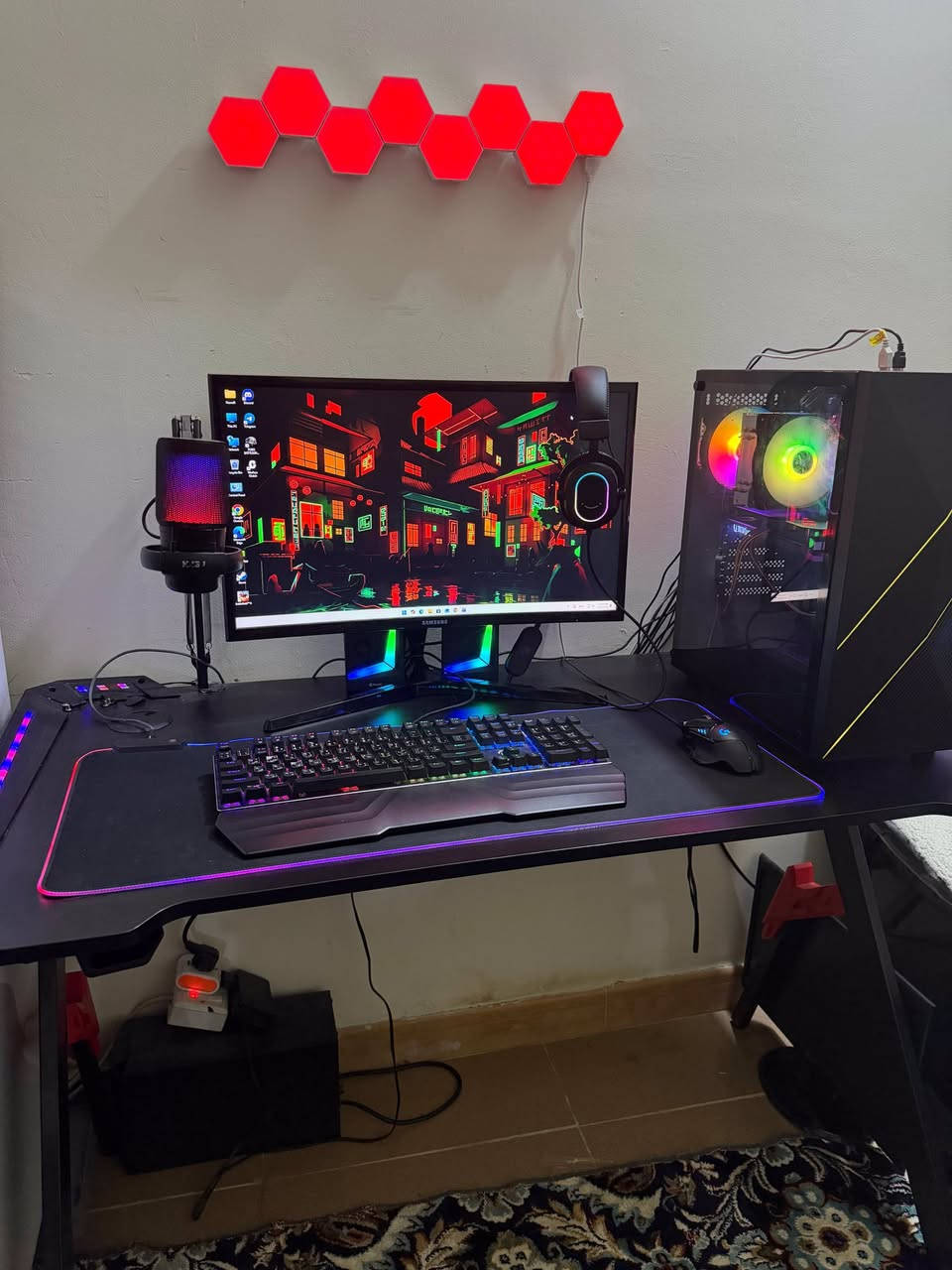 السلام عليكم تجميعة كاملة للبيع كاملة ع اخر حبة
اعتذر ابيع كامل مابيع قطع 
مواصفات الكيس 
MB Asrock H610M-HVS/M.2 r2.0
GPU zotac 4060 8GB TWIN edge
Cpu i5-12400F 12th gen
Ram T-FORCE RGB 16GB (8x2) 3200hz
Hard ssd Hikvision 1T
PS warrior AK 600w
شاشة Samsung LC24RG50
منحنية 
‏144hz
24 Curved
ملحقات 
Mouse logtech g502 ماوس
Keybord havit كيبورد 
Headset fifine سماعات
Microphone me6s مايك خارجي لمس كلشش حلو صوت نقي 
سماعات خارجية RGB 
ميز كيمنك RGB 
نشرة ضوئية خلية نحل تحكم عن طريق الموبايل
كرسي كيمنك 
يدة اكس بوكس وايرليس احترافية
UPS 3000v اونلاين 
تجميعة كلشش نضيفة وانطي بيهة ضمان 
العنوان صلاح الدين - تكريت 
***********
موجود توصيل 
السعر مليون ونص 
1.500
