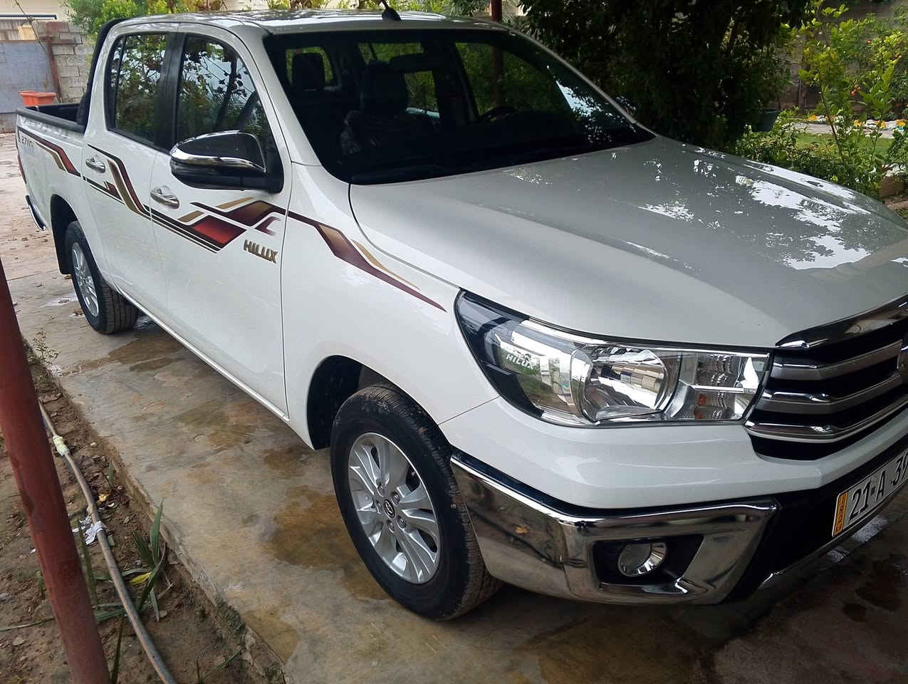 هايلوكس موديل 2019 رقم شمالي مكفوله كفاله عامه السعر 260 وبيها مجال بسيط ***********
