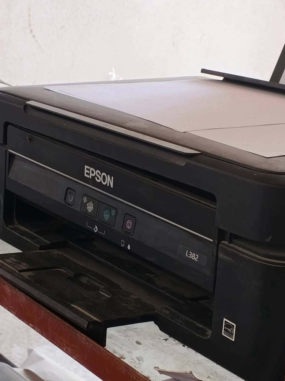 اول طابعه سعرها 120
وطابعتين L382 اثنينهن وحده ماتسحب ورق ووحده الاسكنر يرادله تبديل سعرهن50 الف قفل
مكان مقابيل النفوس


**إذا كنت صاحب هذا الإعلان وتريد حذفه لأي سبب، رجاءا أرسل رسالة إلى الدعم الفني**