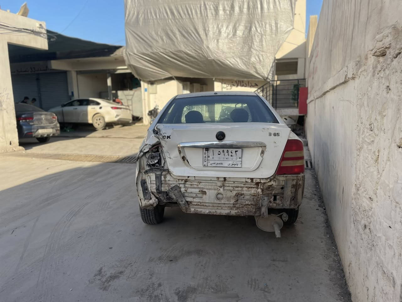 للبيع 2013كيرشرط محرك بي اثر دخان كابون بانزين بدون صبغ السيارة اساسه نضيف السعر 28 وبيها مال للاستفسار التصال على الرقم اسيا ***********كورك***********
