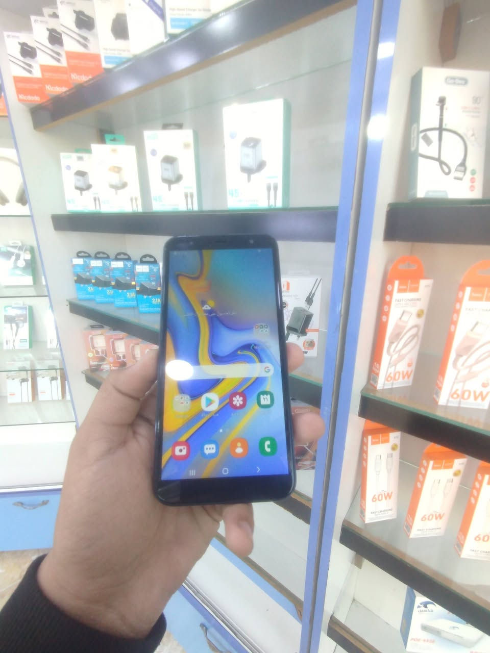 سامسونج J6 بلاس ذاكره 32 مبدل شاشه وكاله الاصليه فقط الباقي كله شغال السعر 40 الف قفل عنواني كوت /فلاحيه /***********
