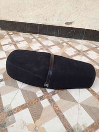 كشن سيارة • للبيع