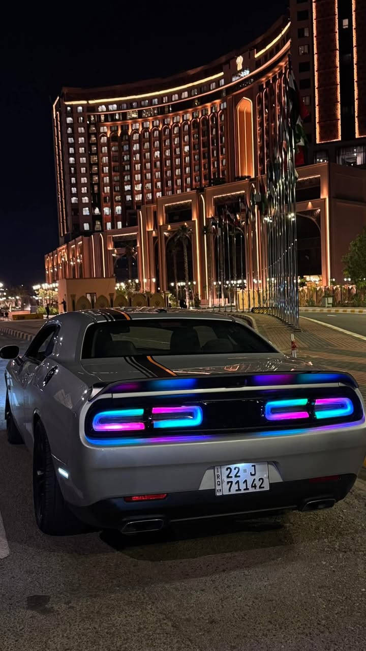 جالنجر rt موديل 21
مكينه 5700 
اويل كاتش كان
دبات موبار سود
بوابات كتم صوت
برمجة غيث السراي 
بك لايت متغير ع التلفون 
شاشة كار بلي وسط
تايرات خلفي نيتو سمي سلك 305
عليها منظومة غاز ١٠٠ لتر جديدة بس فاصلها ممشغلها تكدر تشغلها يم اي ورشة صيانة للغاز 
سيارة كاملة بدون اي نقص 
عبوة فيول بمب جديدة
مروحة دبل جديد
دبلات صفر
بلكات ريسنك
ضربتها صفحة الصدر
ابيع مصبوغة حزام
رقمها اربيل 
السيارة كلش حلوة وناصبة 
مكاني بغداد حي الجهاد
سعرها ١٦٥ وبيها مجال 
***********
***********
