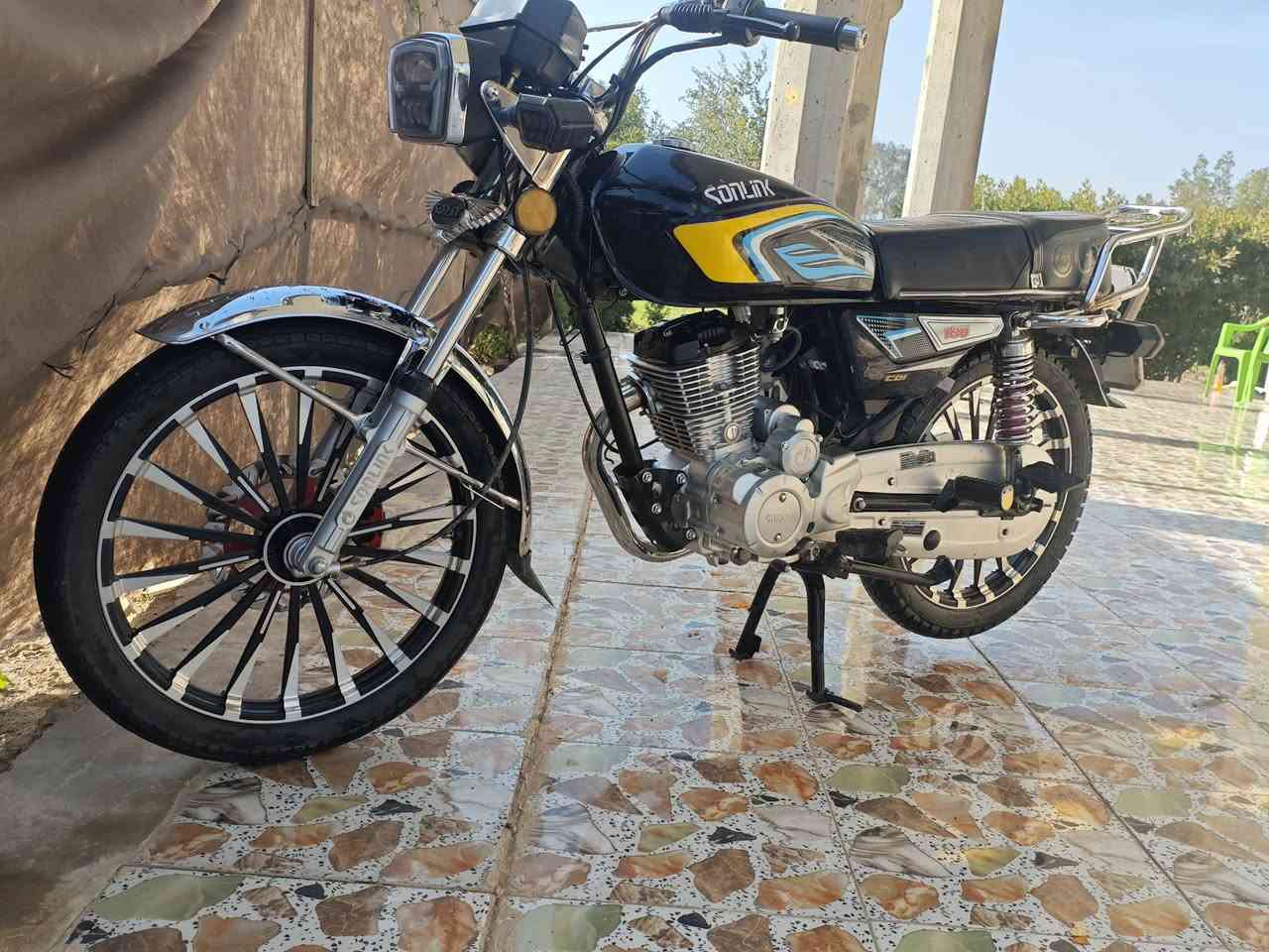 اسلام عليكم/ سافان 2024 لون🖤اوراق محرك 200 Cc  دشبول شغال كلشي 
كله شغال ومكفول / لايت عالي ناصي زنون / اشاير4 / بك لايت / الاشاره سولنك شغاله الخلفي والأمامي / تشغيل بصمه+سلف+هندر

مكاني صويرة 💕 *********** 🎧🎥⭐سعر خاص
