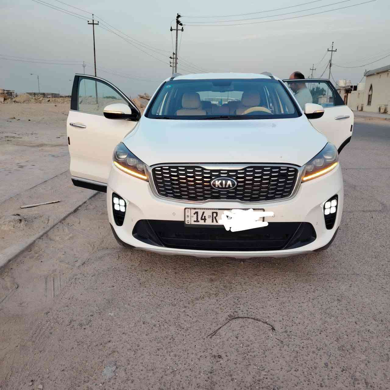 سورنتو 2019 رقم بصرة خليجي 6 سلندر
كير مكينه على البلاد البدي خالي من اي صبغ ماعدا بارد بالبنيد والباب الاوسط عكس السايق 

السعر 220 

***********
