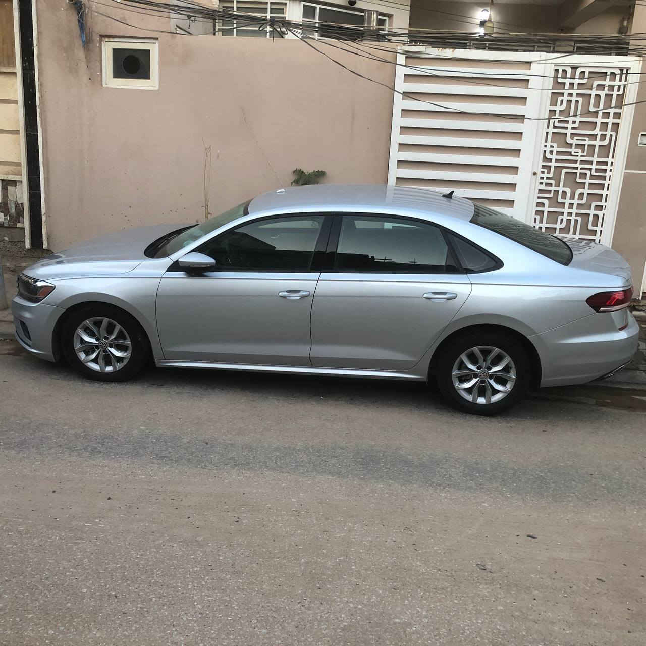 باسات 2020
مكينه ٥ سلندر المعروفه برغبتها وقوتها ماشيه 296 كيلو قابل للزيادة رقم اربيل مال مطار سياره نظيفة كلش تختلف عن الي بالسوق مصروف وعليها ادامه كامله سياره مابيها نواقص كامله وجاهزه من كلشي شاشه كار بلي حساسات امامي خلفي مري شفط اوتو تحكم ستيرن جهتين مثبت سرعه كروس كونترول ٣وضعيات قيادة ويل كب ١٧ لايت ليد زنون بلادي تبريد خلفي 
مصبوغه حزام بدون حادث 
165
***********
