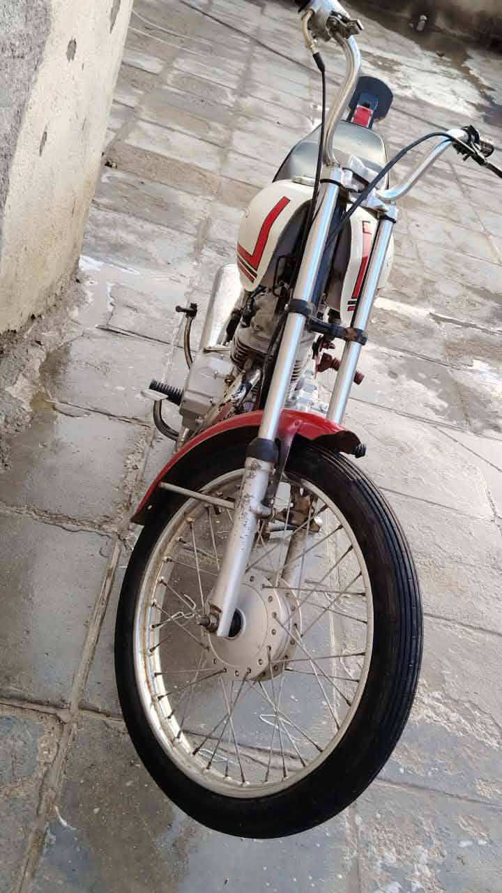 دراجه نامه مديل 2020 . محرك 4 كير شلامجه للبيع مكاني رفاعي سعر 300 تواصل خاصص
.


**إذا كنت صاحب هذا الإعلان وتريد حذفه لأي سبب، رجاءا أرسل رسالة إلى الدعم الفني**