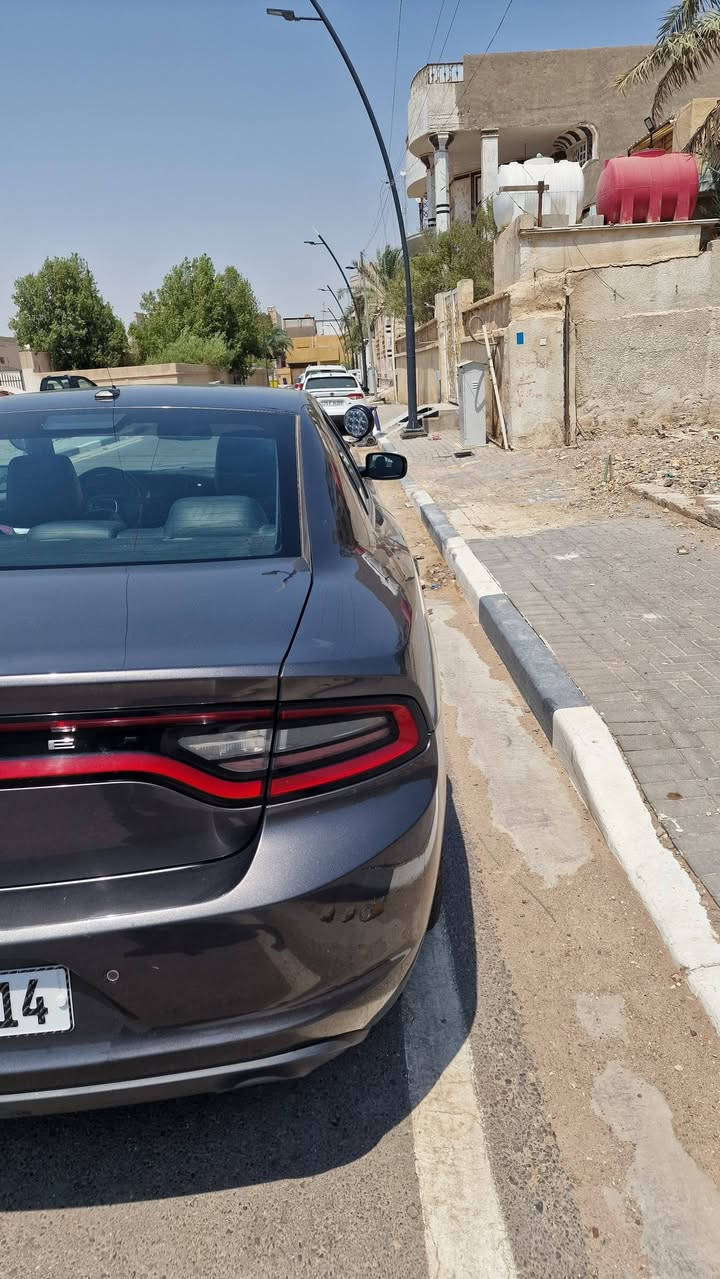 دوج جارجر بوليسي 
موديل 2020
رقم بغداد دولي  با اسمي
محرك 8 سلندر حجم5700
حادث جاملغ وبنيد وفخذه 
ماشيه تقريبا 41 الف استخدام قليل بالبصرة 
السعر 190
العنوان بصرة الشوارع الاربعه 
هاتف ***********
