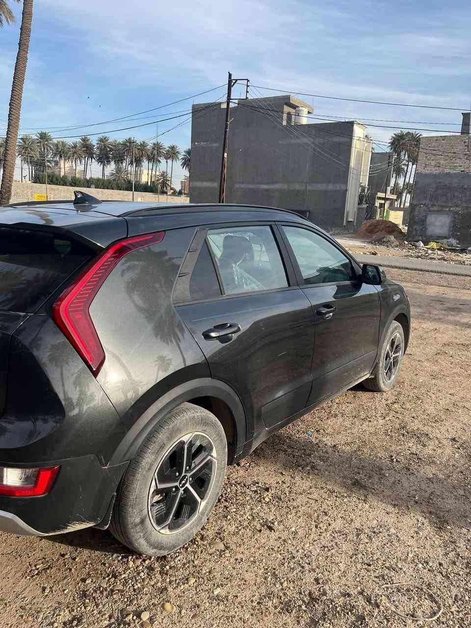 ❗️يالله   السلام عليكم ❗️

للبيع:

كيا نيرو هايبرد موديل 2024 

ماشيه 39000ميل

هايبرد فئه EX

لون رصاصي 

جناح خلفي مدمج 

هاند بريك كهربائي 

مسند وسطي 

مساحات تخزين 

وحاملات اكواب

رادارات 

مثبت سرعه تفاعلي 

مانع تصادم 

حساسات 360

نقاط عمياء 

نظام المحافظه على المسار 

التحذير عند الخروج من المسار 

تحذير ستيرن عند الخطر (هزاز)

شاشه 

تدعم ابل كاربلاي 

واندرويد اوتو

منافذ شحن تايب سي في الكراسي الخلفيه 

انظمه قياده

السياره كلش حلوه وناعمه جديده 

حادثها جداً بسيط   بنيد ودعامية ❗️

رقم بغداد تحويل ثاني يوم 

مكان السياره بغداد ***********

السعر 155وبيه مجال
