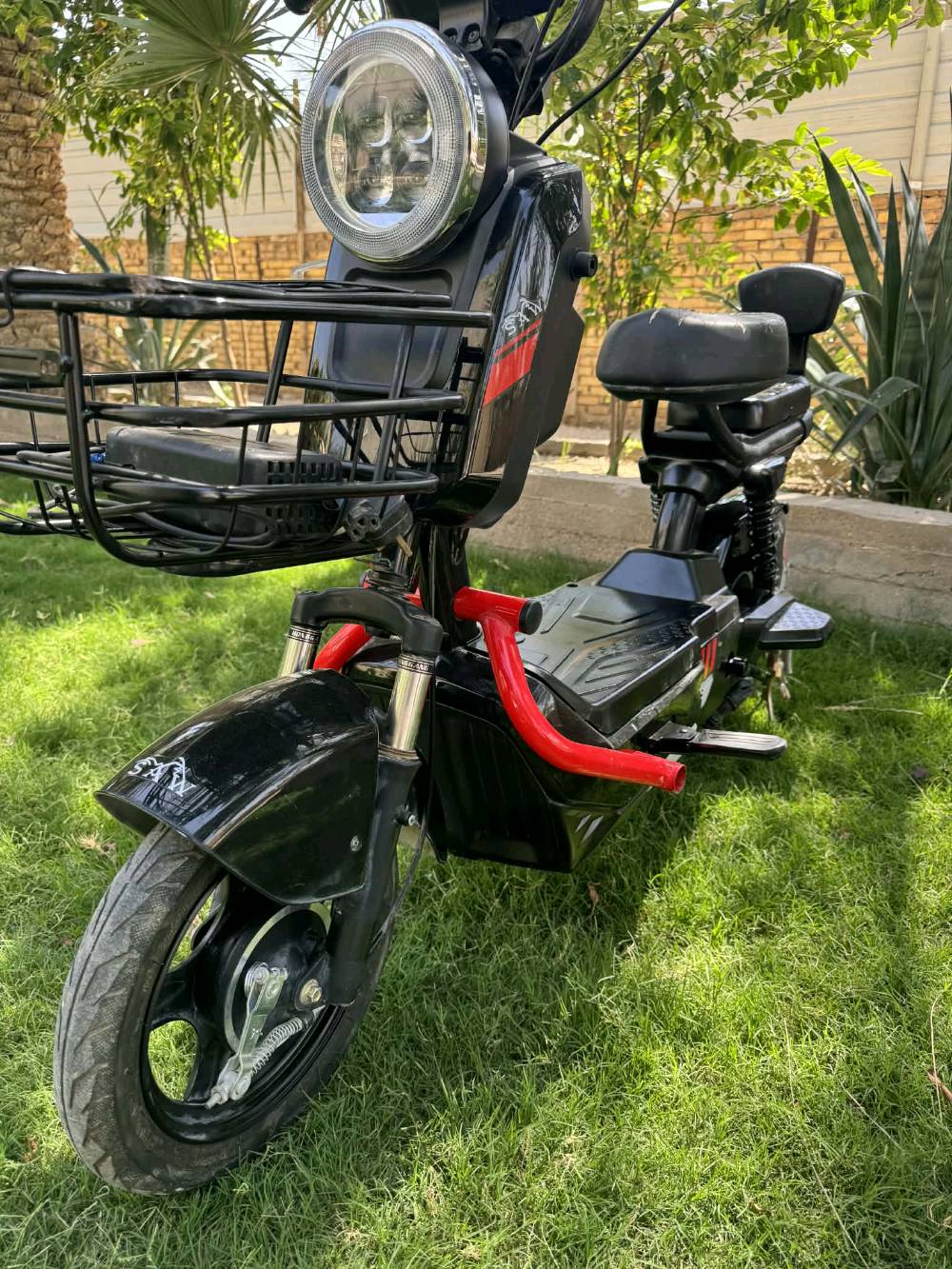 دراجة 🚲 كاملة مكمله فقط نقص بطاريات ركز نقص بطاريات 