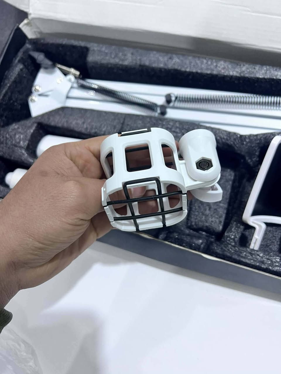 Zealsound A68S
zealsound
ميكروفون ألعاب zealsound للكمبيوتر الشخصي مع ذراع، مجموعة ميكروفون USB لجهاز Mac والهاتف المحمول والكمبيوتر PS5، مع RGB وكتم الصوت وحامل ثلاثي القوائم وذراع (حاملان) وحامل صدمات وفلتر بوب، للبث الصوتي والبث المباشر وTwitch
مايك RGB وستاند , وستاند إضافي حجم كبير


**إذا كنت صاحب هذا الإعلان وتريد حذفه لأي سبب، رجاءا أرسل رسالة إلى الدعم الفني**