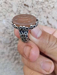 متاح خاتم يماني قديم  السعر 35 المكان بغداد الشعله  07711480807