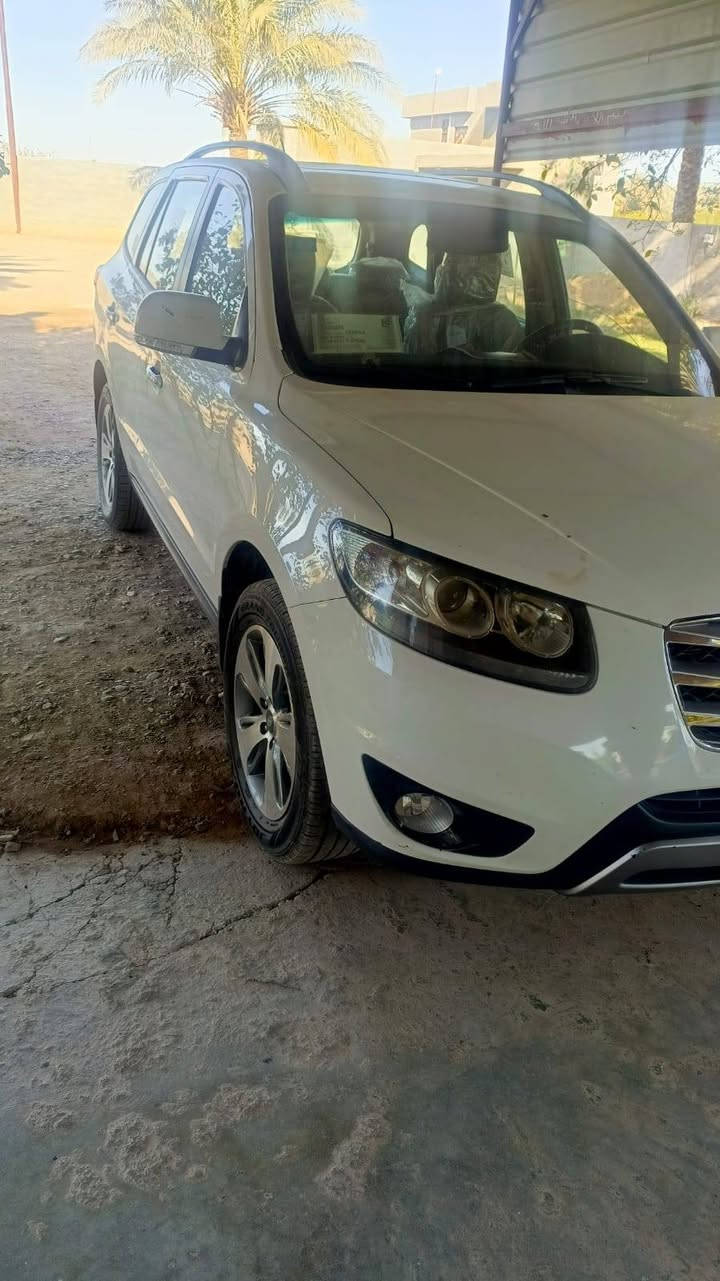 سنتافيا خليجي فول مواصفات  ٦ سلندر ٢٠١٢ تحويل مباشرة سياره مكفوله گير جديد محرك مفتوح لاصرف ولابخار ولا صوت رواجز سياره جديده احلى من الصور بيهه شبر بارد بالباب الخلفي تدفئه تبريد صدر تخم تاير سياره مال جناي ١٦٥ وبيهه مجال عنوان التاجي قرب منشأة النصر 
‏‪***********‬‏
‏‪***********‬‏
