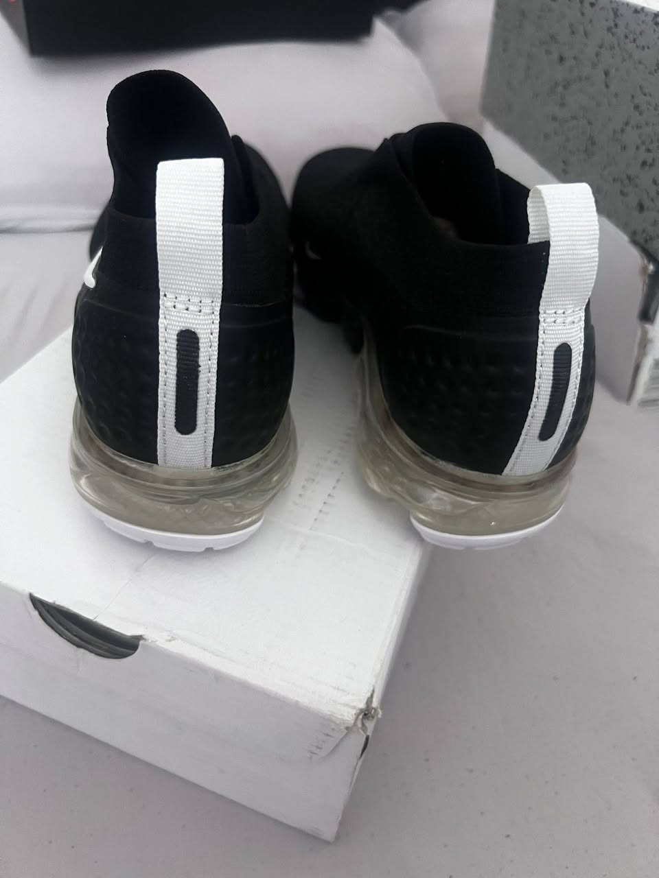 السلام عليكم قياس ٤٣..٤٢
سعرك وبلعافية


**إذا كنت صاحب هذا الإعلان وتريد حذفه لأي سبب، رجاءا أرسل رسالة إلى الدعم الفني**