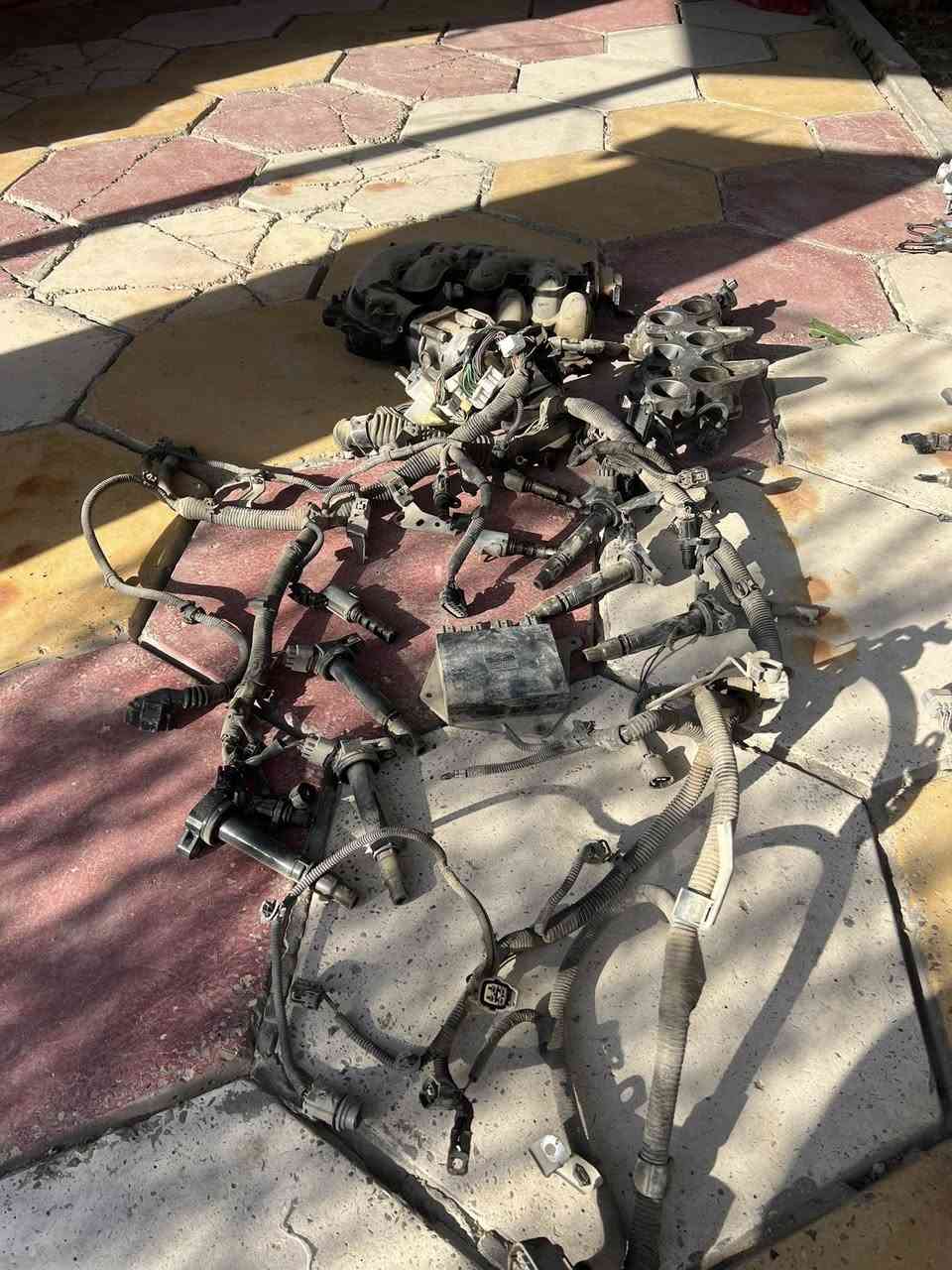 السلام عليكم للبيع غراض شاهينه وبلاش
كير شرط الفحص وزيرو :350
كمبريسر شاهينه مال كصه : 150
كمبريسر ملكه مال كصه : 125
ظفيره مال مكينه كامله هيه وحساساتها ومجاوله :50 
واتربم كامل وكوع وصوندات ولف حماوه مال كصه :30
نوزلات هنه وضفيرتهن وجويتر وثلاجه وبوابات 30
سلف شاهينه عوزه بس فحمات :20
داينمو شاهينه شرط زيرو مال كصه:50
مري ملكه :10
اكسن شاهينه شرط الفحص :50
لاستفسار الاتصال : ***********
