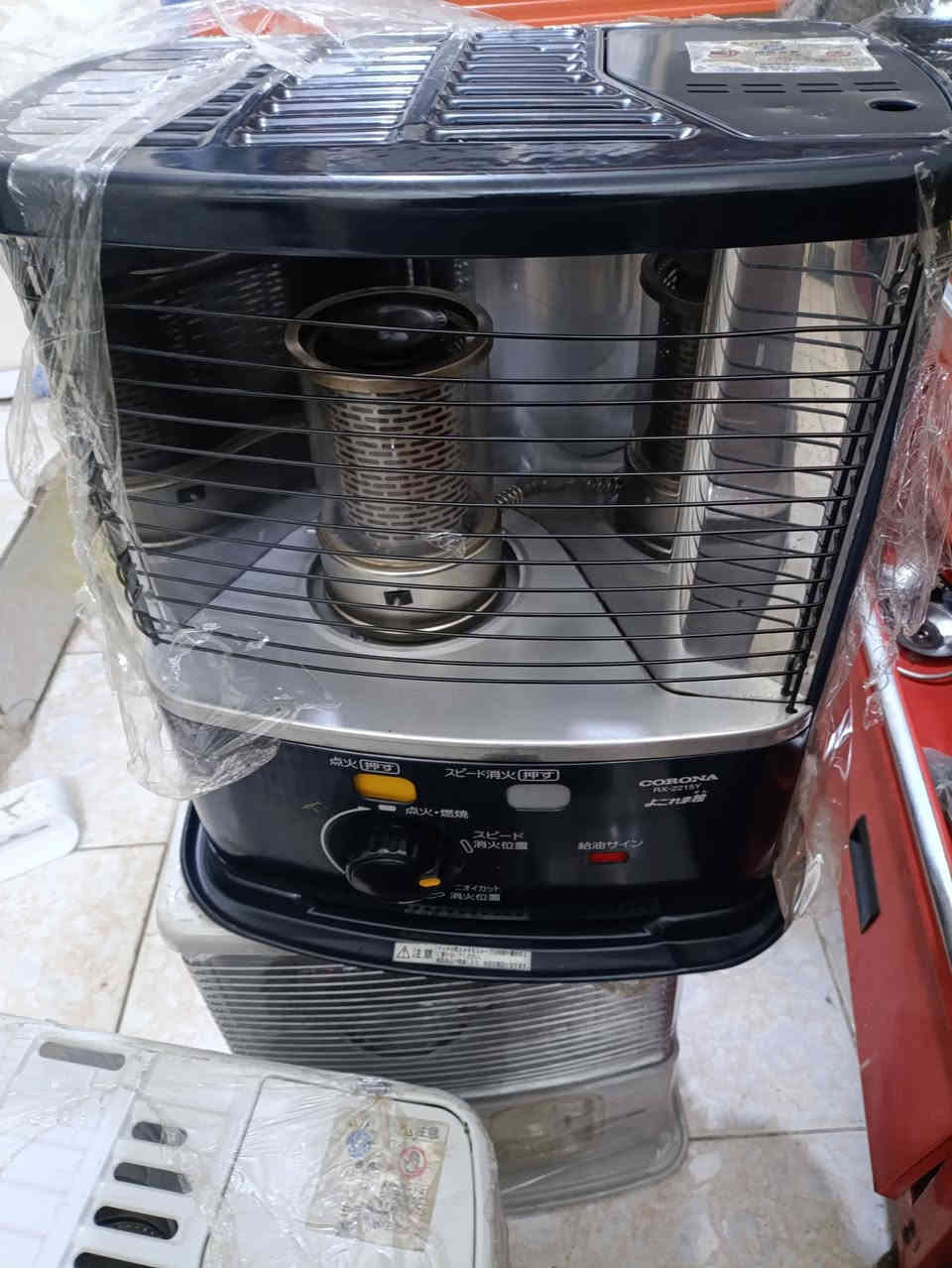 ادم للبضاعه الاوربيه/ الكوت 
عنوان المحل كوت زهراء #ادم قرب هكوري للهاتف النقال 
***********
