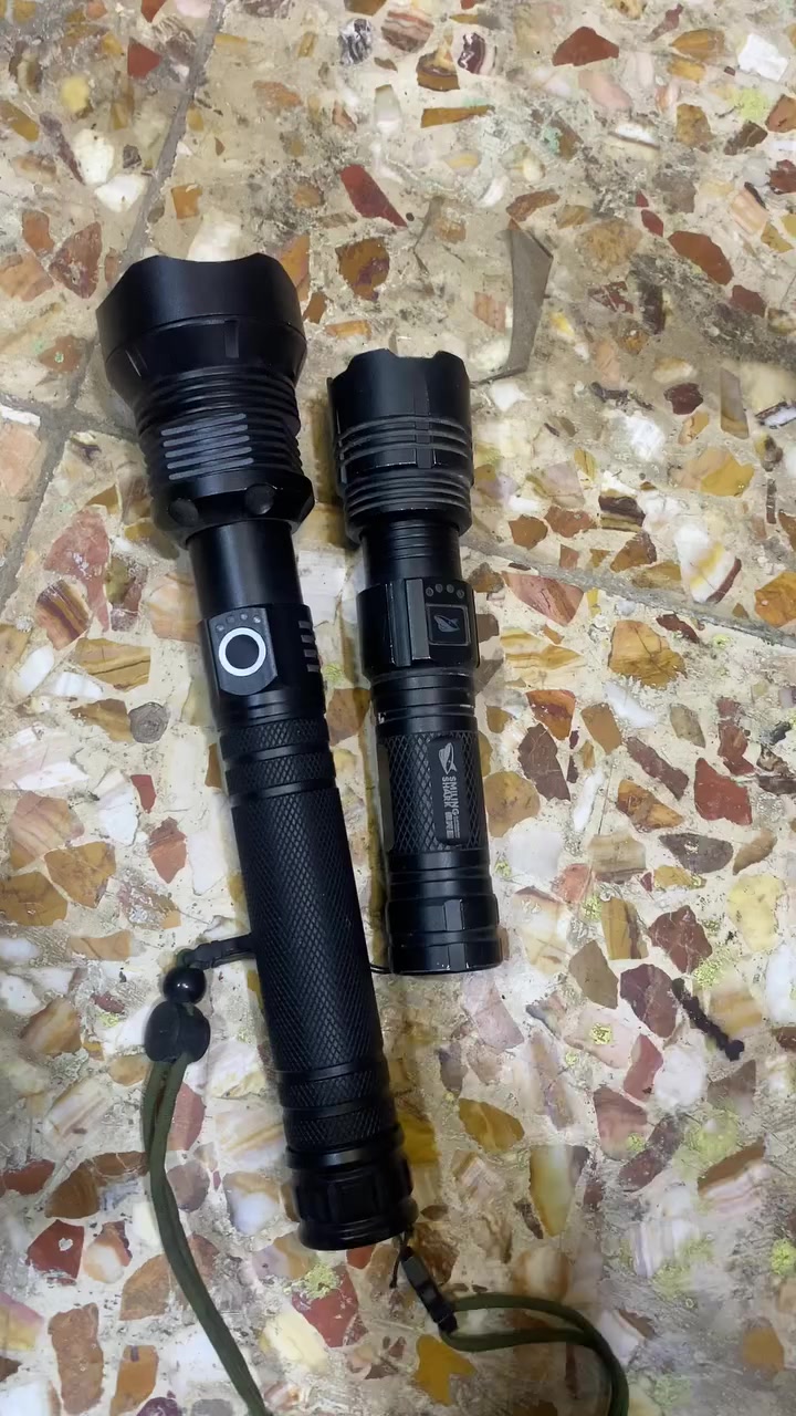 لايتات حديد وزن ثقيل بدون بطارية فحم
سعر 20


**إذا كنت صاحب هذا الإعلان وتريد حذفه لأي سبب، رجاءا أرسل رسالة إلى الدعم الفني**