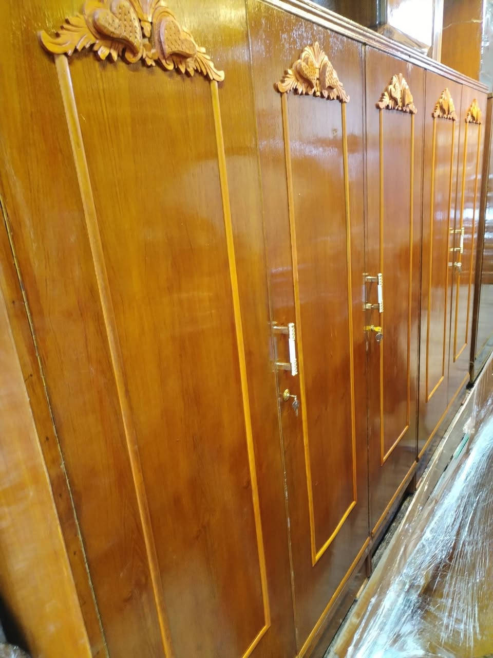 غرفه 5باب حيل حلوه شغل ثقيل السعر 485
***********
***********
