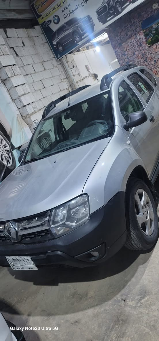 السلام عليكم 

� للبيع رينو داستر 2018 🚗
سيارة نظيفة جداً وحالتها ممتازة 🌟
✅ محرك نظيف وهادئ
✅ كير ممتاز وسلس
✅ السيارة كاملة ومرتبة من الداخل والخارج
✅ استخدام شخصي ومهتم بها
✅ لا تحتاج أي مصاريف
✅ اقتصادية بالبنزين وقوية على الطريق
✅ شاصي نظيف
✅ مكيف بارد وأداء ممتاز
✅ مناسبة للعائلة والاستخدام اليوم

السيارة جاهزة للفحص والمعاينة
💰السعر:(97) وبيها مجال قليل
📞للتواصل: ***********
