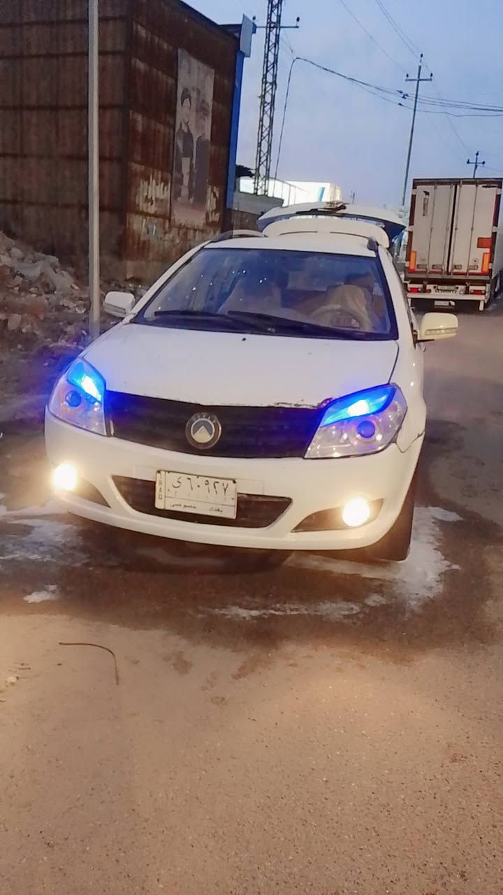 السياره للبيع مال اقصاط بدون راعي اكفل سرقه وعشاير محرك كورلا جديد كير عادي حداده منفوضه عامه حتى المشط والباور بدلتهن جدد تخم تاير جديد وحاليا شاد الهه ويل اسود كهربائيات كلهه شغاله رقم الماني بغداد مكاني البصره السعر 20======***********
