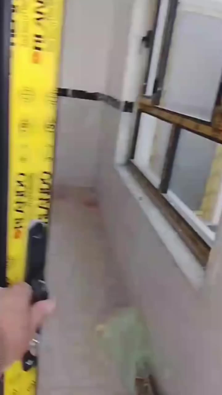 ياالله
السلام عليكم ورحمة الله وبركاته
فرصة ذهبية بيت مساحة 173 للبيع أو إيجار شهر بشهر
بناء عصري حديث كافة وسائل الراحة يحتوي على غرفتين نوم وصالة ومطبخ كبير وصالة خطار خارجية مع خدمات صحية خارجية مع كراج للسيارة
بيع السعر 135 قفل ايجار 500 الف دينار دلالية 250 الف تدفع عند استلام الايجار
تحياتي للأدمن والجميع اي استفسار على الرقمين واتساب فقط 
***********
***********
