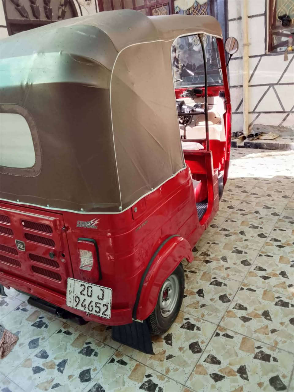 للبيع 2018شهر 9  رقم ديالى مصبوغه جماليه شوفت عينك لا تنقيص لا تبخير كهربائات كله شغاله سعر 5ملاين ونص بيه مجال حك جيه  المكان بعقوبه ***********
