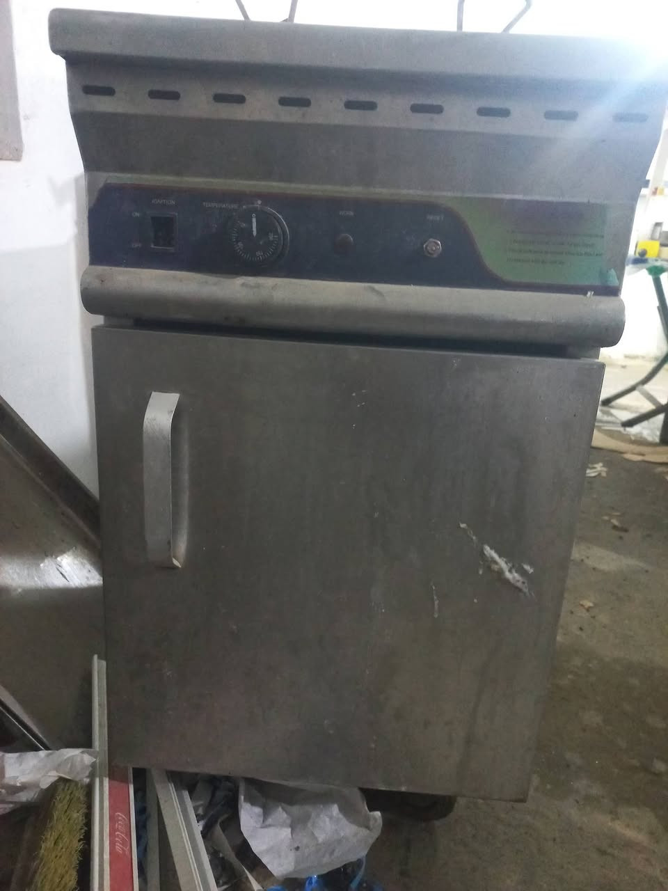 قلايه بدون حساس مثل مموضح بالصوره
ب150 قفل
*********** واتساب
