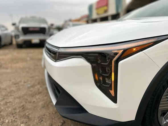 كيا k4 موديل 2025
فول مواصفات
رقم بغداد باسمي تحويل ثاني يوم 
متوشمه عام سعرها ١٧٣  وبيها مجال اتصال على قم ***********
