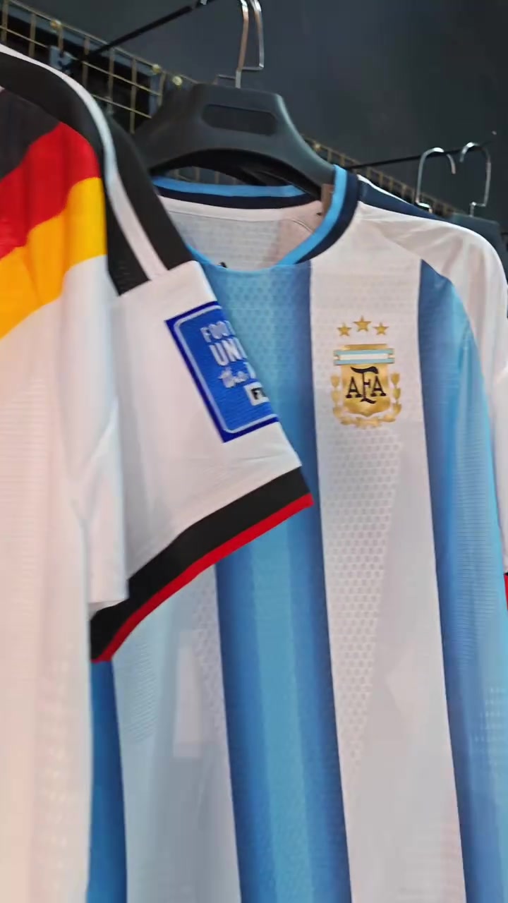 دريسات مونديال 2026 بـ 16.000 مع التوصيل 🔥
تايلندي نسخة لاعب شعار جلاتيني 
مع باجات كأس العالم 
🚚 توصيل لجميع المحافظات العراق 🇮🇶


**إذا كنت صاحب هذا الإعلان وتريد حذفه لأي سبب، رجاءا أرسل رسالة إلى الدعم الفني**