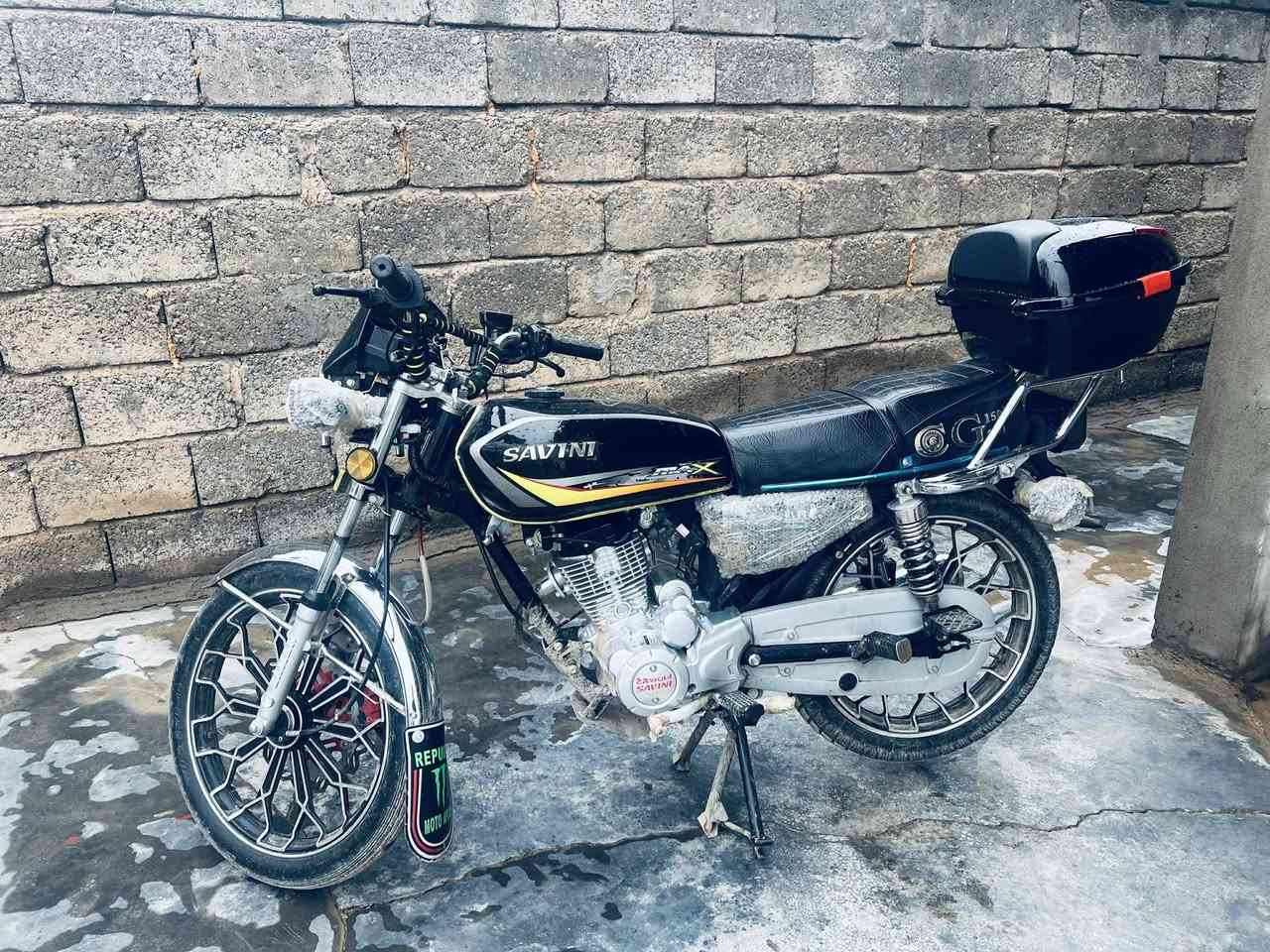 السلام عليكم سيفان للبيع او مراوس بسيفان ابو الدروعه مودي 2024او 2025
***********
