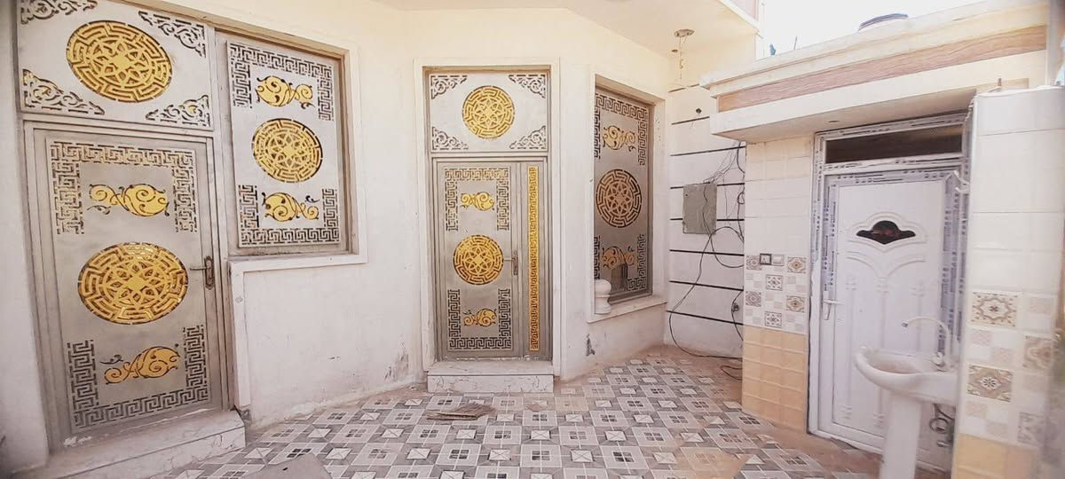 🕋بسم الله الرحمٰن الرحيم 🕋

👋السلام عليكم ورحمة الله وبركاته👋

🏪يعلن مكتب انمار للعقار

🌄الانبار قضاء الفلوجه 

🏡 بيت 

#للبيع في حي  الشهداء منطقه 19 الف خلف مجمع البرديني 

🔵 المساحه 125م الوجه 6 وربع النزال 20 م حديث 

🚧 بناء طابوك حديث بناء 2025

طابو صرف سند تحويل ملكيه بسم شخص واحد 

🛣️شارع 10م  وخدمات ساحه خضراء وقرب مدارس وخدمات  

🏠طابقين حديث 

🔵استقبال 
🔵مطبخ 
🔵غرف عدد 3
🔵مناور عدد 2
🔵صاله2
🔵صحيات 
 

💲#السعر المعلن 110  مليون وقابل للتفاوض مع صاحب العقار 
🧑‍💻عزيزي عندك عقار وتريد تبيعه باسرع وقت راسل صفحتنه نلبي لك طلبك 🙏♥️

⁉️للاستفسار اكثر مراسله صفحتنا او زياره المكتب انمار للعقار الواقع على شارع 60 مجاور مطعم  نفر بخاري  ومجاور المطعم وكوفي بلاك ساراي شارع السكلات او الاتصال 

☎️***********☎️كورك 
☎️***********☎️ واتساب  

⁉️اذا كنت تملك عقار وترغب في نشره مراسله صفحتنا او زياره المكتب انمار للعقار او ارسال المعلومات على الواتساب ☎️👆

⁉️الاسعار المعلنه في مكتبنا تحدد من قبل البائع وليس المكتب ونجمع البائع والمشتري وجها لوجه لاتمام عمليه البيع

⁉️متابعه ولايك للصفحه ليصلكم كل ماهو جديد فضلاً وليس أمراً

♥️طابت أوقاتكم بكل خير ♥️
