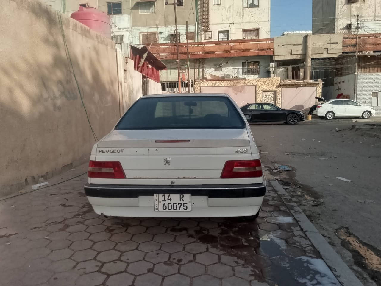 السلام عليكم يا الله بيجو للبيع موديلها السياره 14 مقفوله من تخم تاير جديد تبريد شغال ماكينه وقير حداديه تبريد تقوم تاير جديد مكان السياره بصره تحويل ثاني يوم سعر السياره 35 وبيها مجال وهذا رقمي 👈***********
