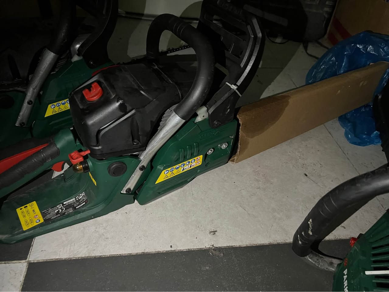 موشاری بەنزینو ڕۆن پاڕک سایدی ئەڵمانی بەشەرت کەمێک یشیان کردوە لە ئەڵمانیە بێکیشەنو زۆر خاوێنن موفرەدو چوملە بەردەستە Singapore


**إذا كنت صاحب هذا الإعلان وتريد حذفه لأي سبب، رجاءا أرسل رسالة إلى الدعم الفني**