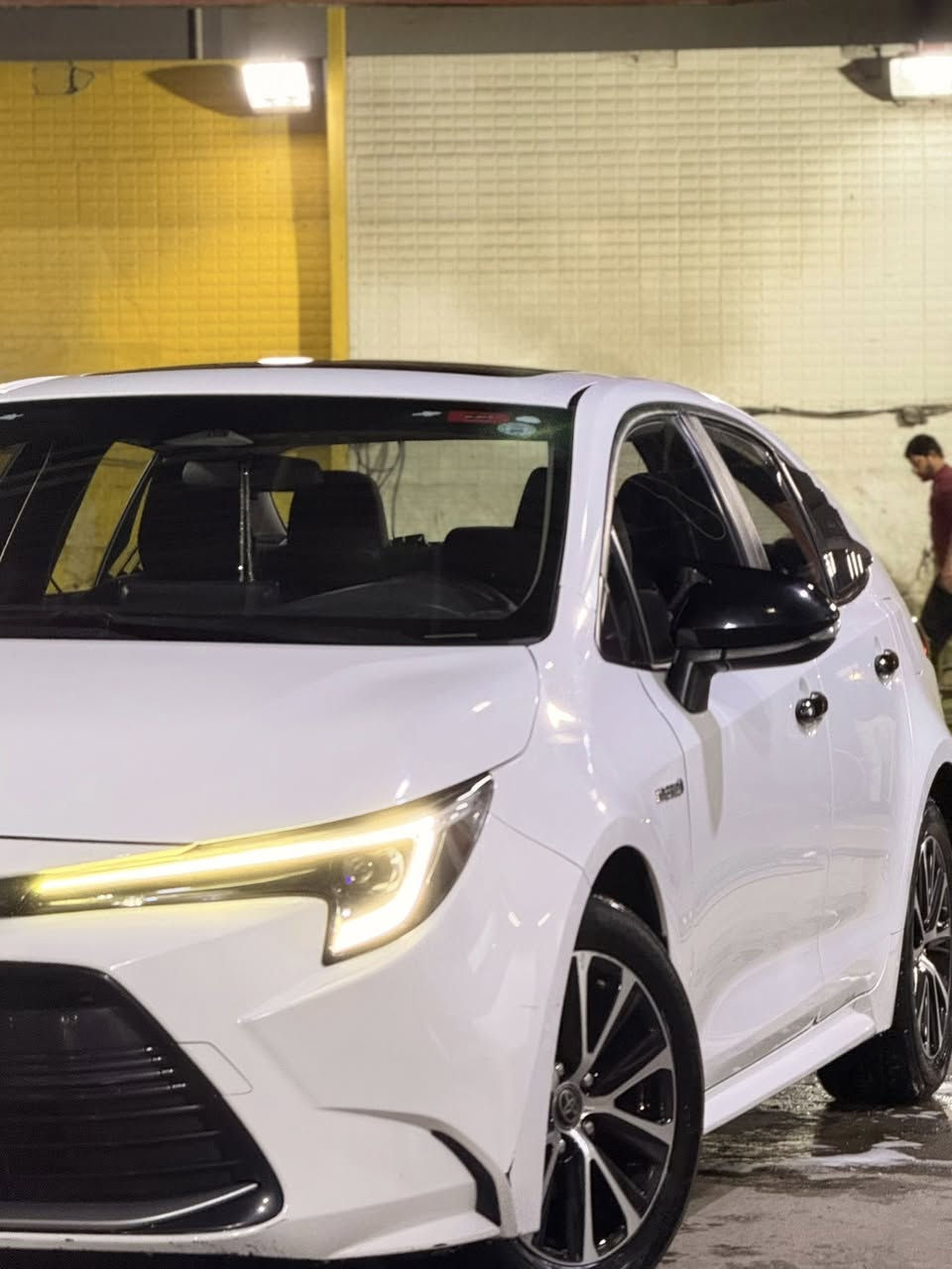 السلام عليكم
كورلا 2024 فول مواصفات ( كشن مخمل ) 
الوجبة الاولى اخذتها زيرو 184
السياره رقم اربيل باسمي 
ماشية 46000km وقابل للزيادة 
رادار امامي
اوتو هولد 
٣ وضعيات قيادة 
عدادات الكترونية
شاشة كاربلي - اندرويد اوتو
Ev mode
اشاير بلمري 
(فتحة + بصمة) 
مكينه كير تبريد حداديه كله وضع شركة💯
السياره عليها أدامة جديدة من صدر وتايرات وهل امور
🔺السياره كله وضع شركة نوزل ممفتوح بيها
🔺السيارة بيها
حالوب جداً خفيف 
 Pdr باب خلفية جهة السايق على كد اصبع 
فقططط بدون ضربه بدون صبغ 
السعر كلششش مناسب 139 ورقة بيها مجال جداً بسيط
مكان السيارة : بغداد - ساحة ميسلون
***********
