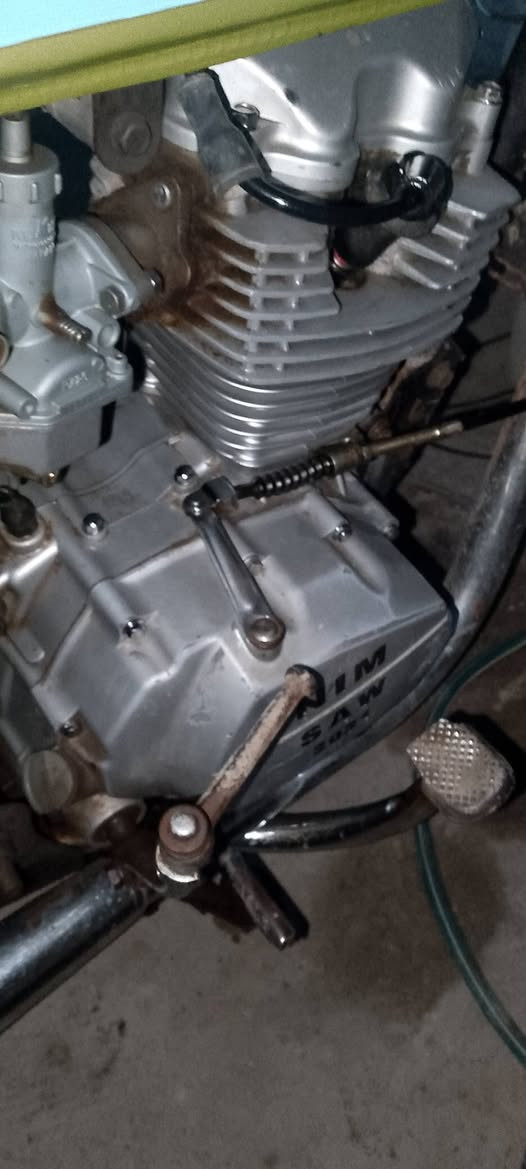 السلام عليكم للبيع اوراق 2011.  ماكينه جديده 21 سعر 350//***********
