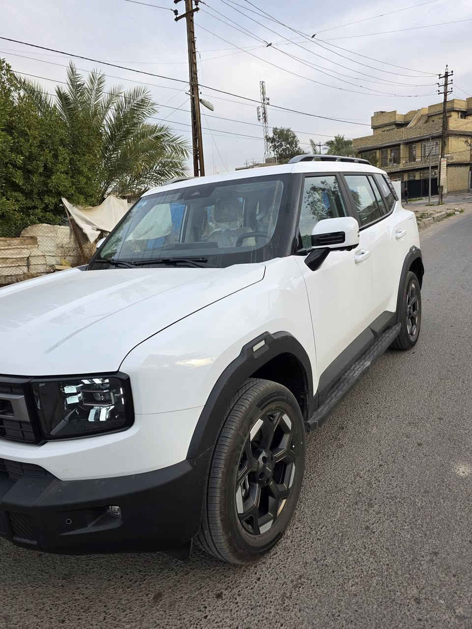 للبيع: جيتور T1 موديل 2025 (بحالة الزيرو) . الممشى: 700 كم فقط. الحالة: نظافة 100%خالية من اى صبغ أو شخوص ، وبكامل إضافات الشركة. المواصفات لكجري: محرك2000 توربو بقوة 254 حصان  شاشة لمس ذكية، كاميرات محيطية وفتحة سقف بنروما تشغل عن بعد وأنظمة أمان متطورة.  السيارة مسجلة بلوحات (بغداد ) وجاهزة لتحويل فوراً السعر 24.3 $ (شدتين 43 ورقة) وقابل للتفاوض البسيط الجادين. الموقع: #بغداد للتواصل: *********** رقم صاحب السيارة
