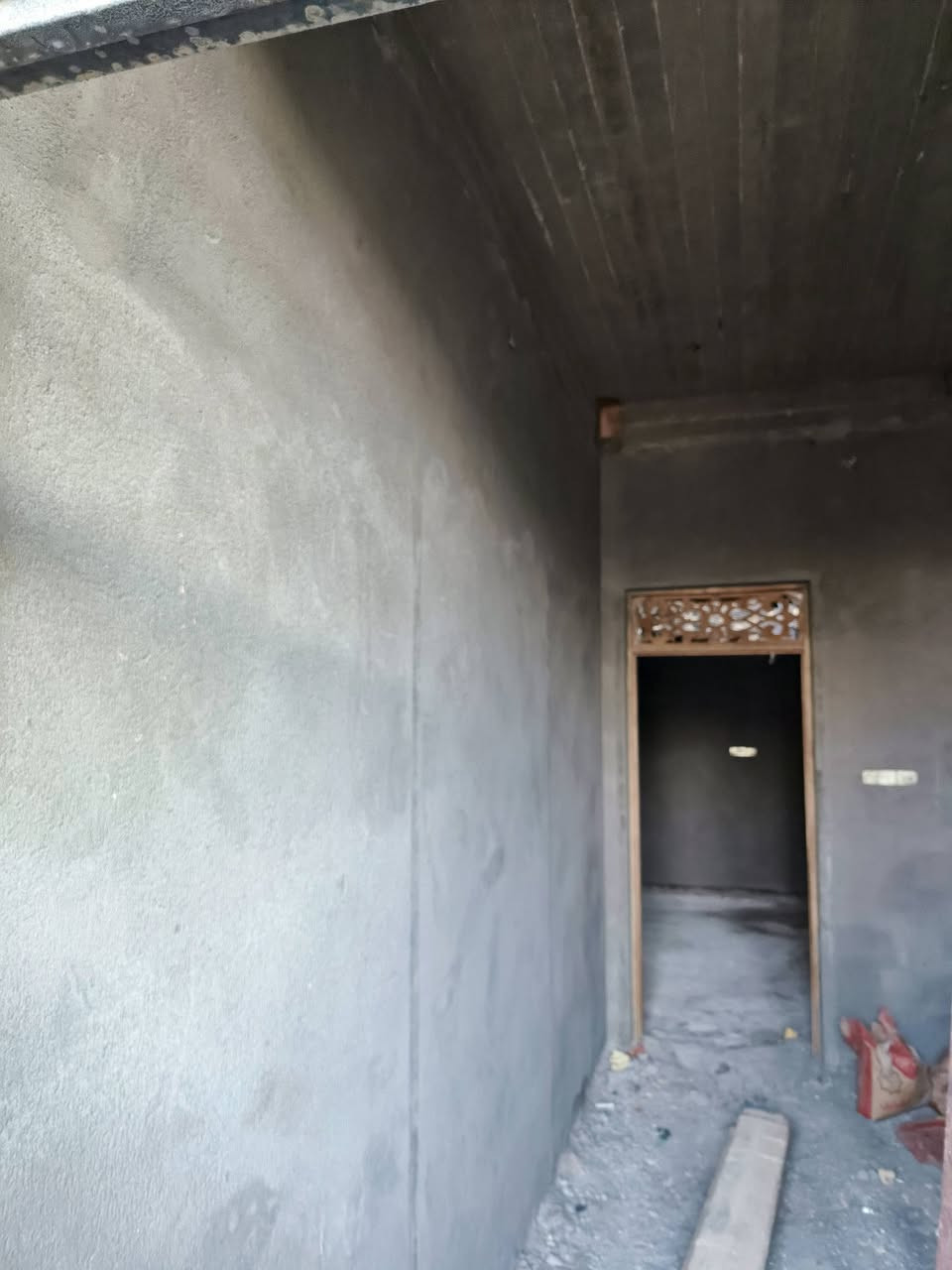 سلام عليكم خلفه البخ متفرغ شغل درجه اولئ صطار جص نثر جاهزين العمل ع متر قطعي يوميه ناصريه مركز ***********
