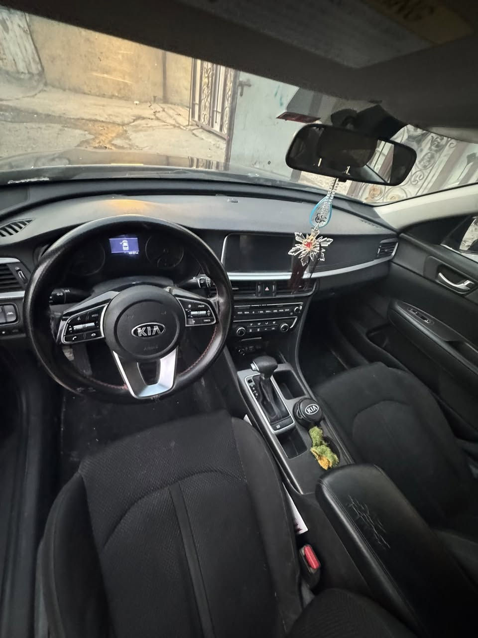 اوبتما 2019 رقم اربيل صاحبها يريد تحويل 
مواصفات
رادار جانبي بل مري 
تحديد سرعه 
شاشه جبيرة  
:انضمة القيادة
سبورت 
ايكو 
عادي
حادث موجود بل منشور صبغ علة كد الحادث 
***********
