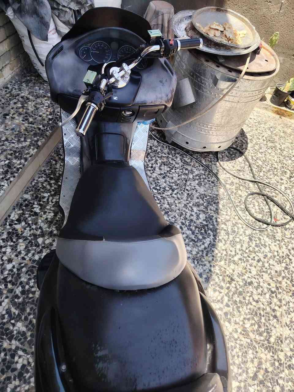 السلام عليكم دراجه 08جديده عميه بلاد
ستوني مسويلهه ادامه مبدل جويتر ونوزل وفيت بم وبلك دراجه مال جني رون واحد ونص السعر (مليون) وبيهه مجال العنوان بغداد منطقه العماري ***********
