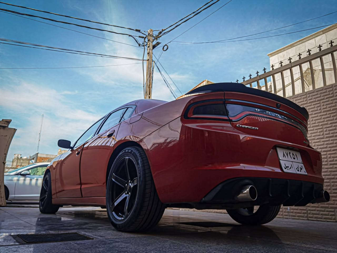 جارجر 2015 اس اكس تي كلين تايتل كندي فتحة وشاشة جبيرة وكشنات حظن تدفئة تبريد والورا تدفئة ستيرن تدفئة ممشى 91 الف قابل للزيادة السيارة بيها بارد بدون فتح هنا 
بالعراق محرك وگير مكفول ما مفتوح حدادية جديدة تخم تاير جديد
رايدها ب190 مال مستعجل وماكو هيج سعر
مكان السيارة نجف
للتواصل واتس اب ***********
