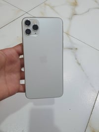 ايفون ١١ برو ماكس • ٢٥٦ • بطارية ٩٣