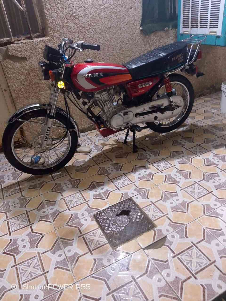 سلام عليكم شباب دراجه للبيع نامه امتياز 25 مكفوله كفاله عامه محرك سبانه مامدوده عليه كهربائيات كله شغاله اوراق كامله الدراجه بعد أحله من الصور تجي وشوف سعره ب675 وبيها مجال للطيبين
***********
***********
