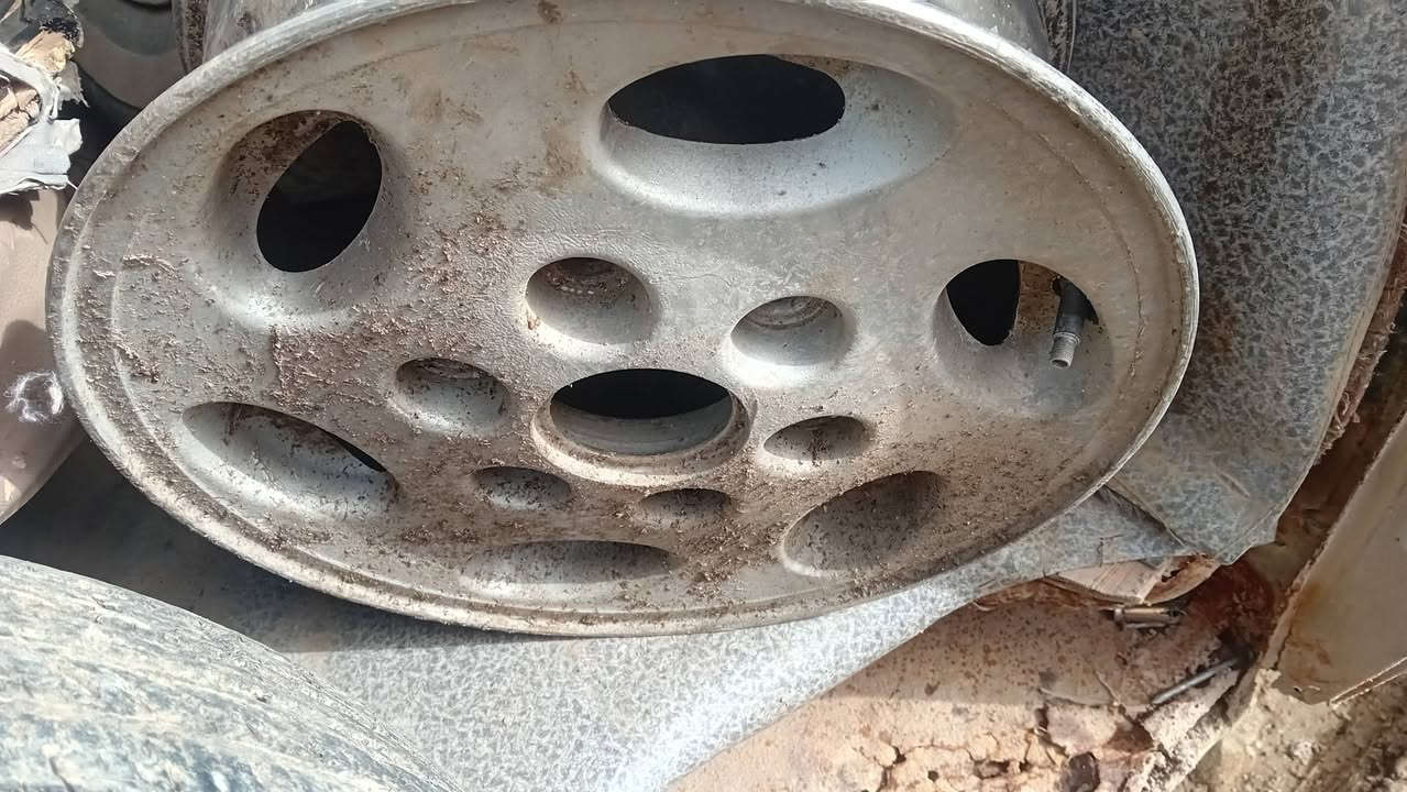 ٤            ١٤                  ***********
