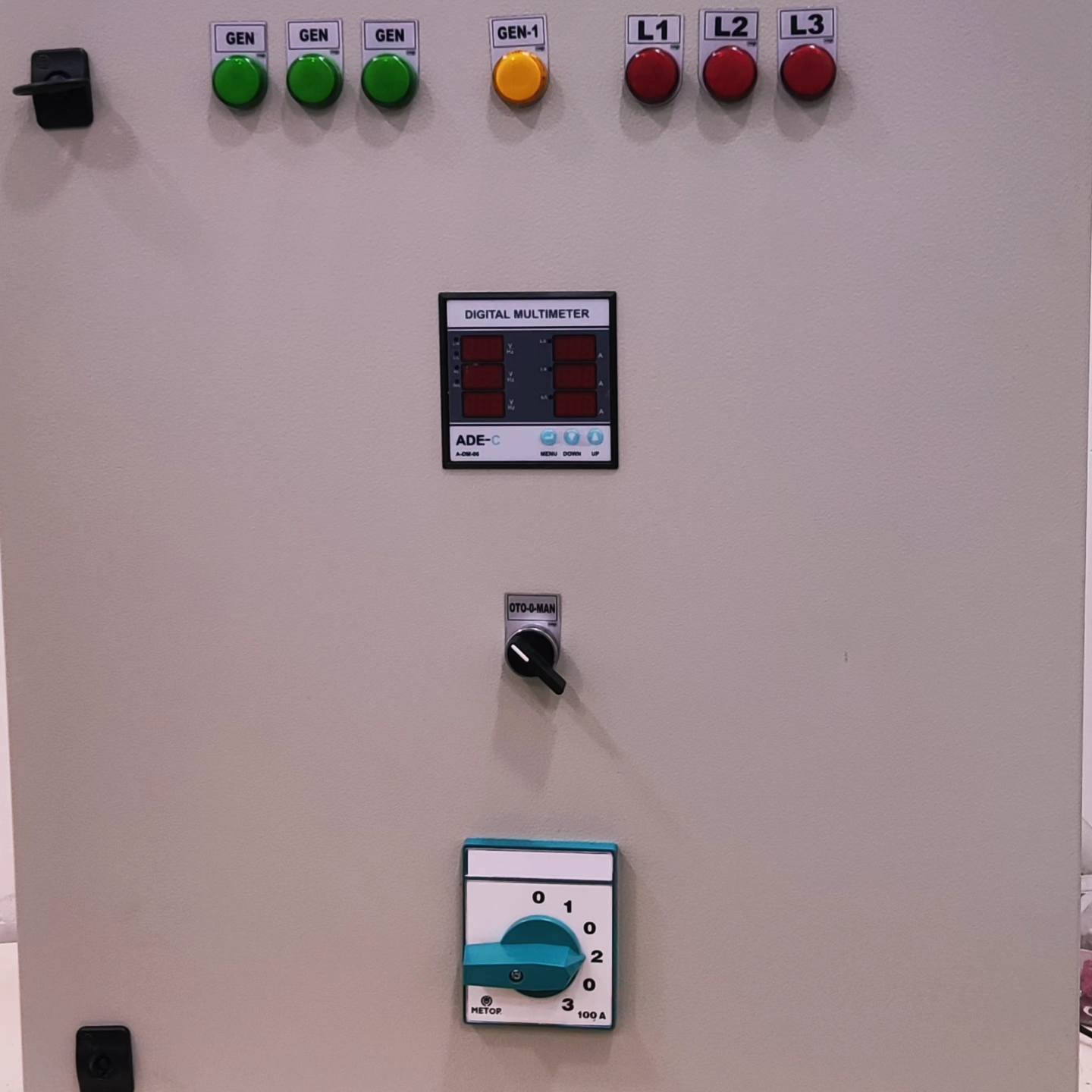 مكتب الإتقان الهندسي 
لوحات السيطرة الكهربائية 
0787 498 4489 
***********
