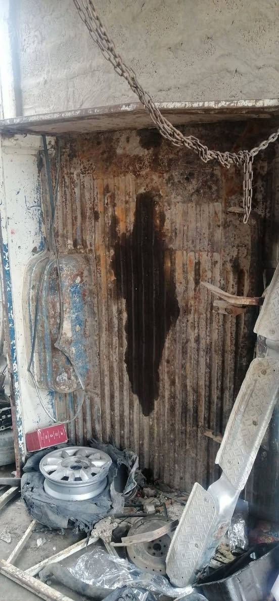 سلام عليكم بودي بكم 80 82 للبيع مابي عيب باب خلفي بي سعر 450 الف مكان قضاء طوز 
***********
