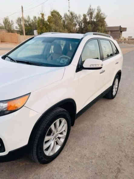 السلام عليكم من رخصت الادمن
سورنتو 2013

سيارة فول عدا الفتحة 
تشغيل عن بعد 
تشغيل بصمة 
حجم المكينة 6سلندر /3500
تحكم استيرين جهتين 
7راكب 
مري شفط 
تايرات نص عمر 
لايتات زنون منضومة 
اسبايدرات ابلادي 
ادامة كاملة عل سيارة 
رقم بغداد تحويل مشروع وطني باسمي السيارة تحويل ثاني يوم وكالة ماسوي تحويل كبل  
السعر السيارة 173$

واذا اكو مراوس هم مو مشكلة 

اي استفسار اتصل 

***********

***********
